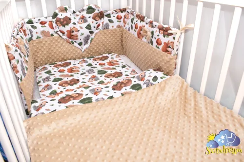 zestaw do lozeczka z ochraniaczem z sercem lesne zwierzaki z bezowym minky
