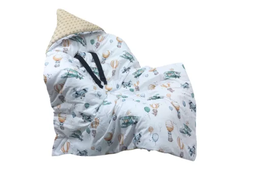 otulacz-do-fotelika-balonowa-przygoda-minky-bezowe